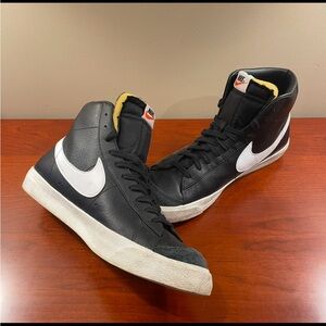 Nike Blazer Mid 77 Vintage Black Men’s Size 10.5